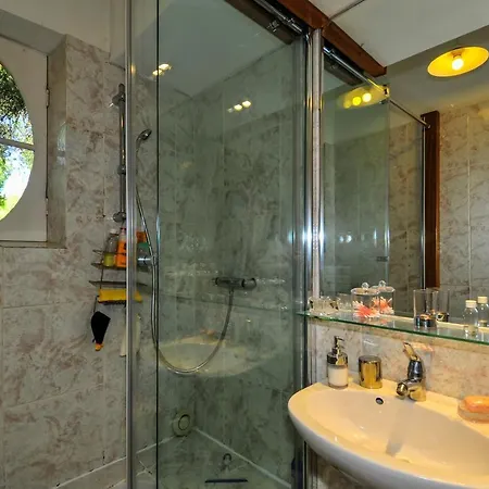 Villa Saint-jean-cap-ferrat Sleeps 7 Pool Wifi Saint-Jean-Cap-Ferrat